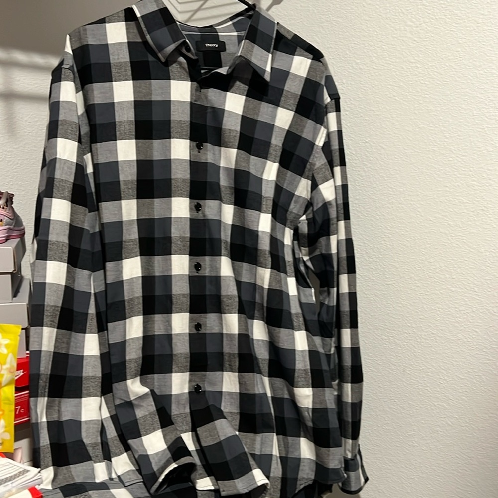 Men’s Theory Button Up. Like New. Worn Once